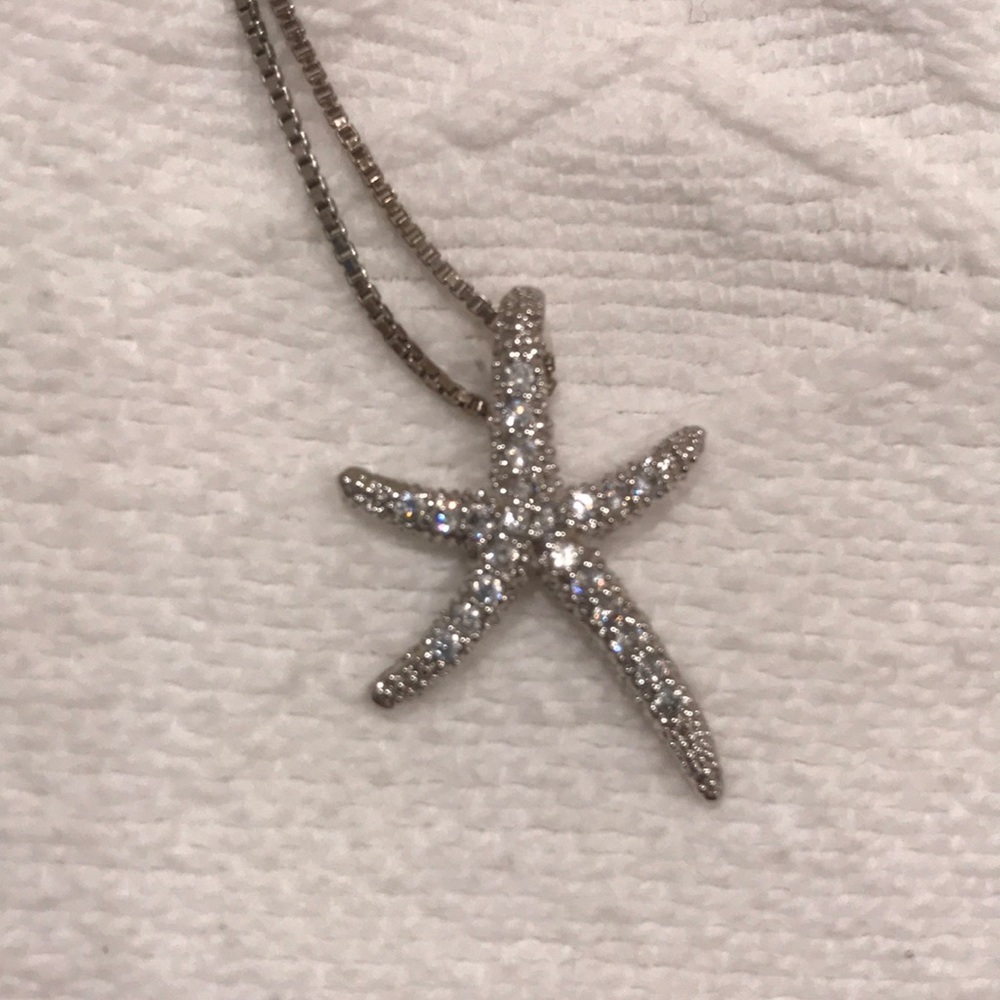 ⚡️Starfish necklace - Picture 2 of 3